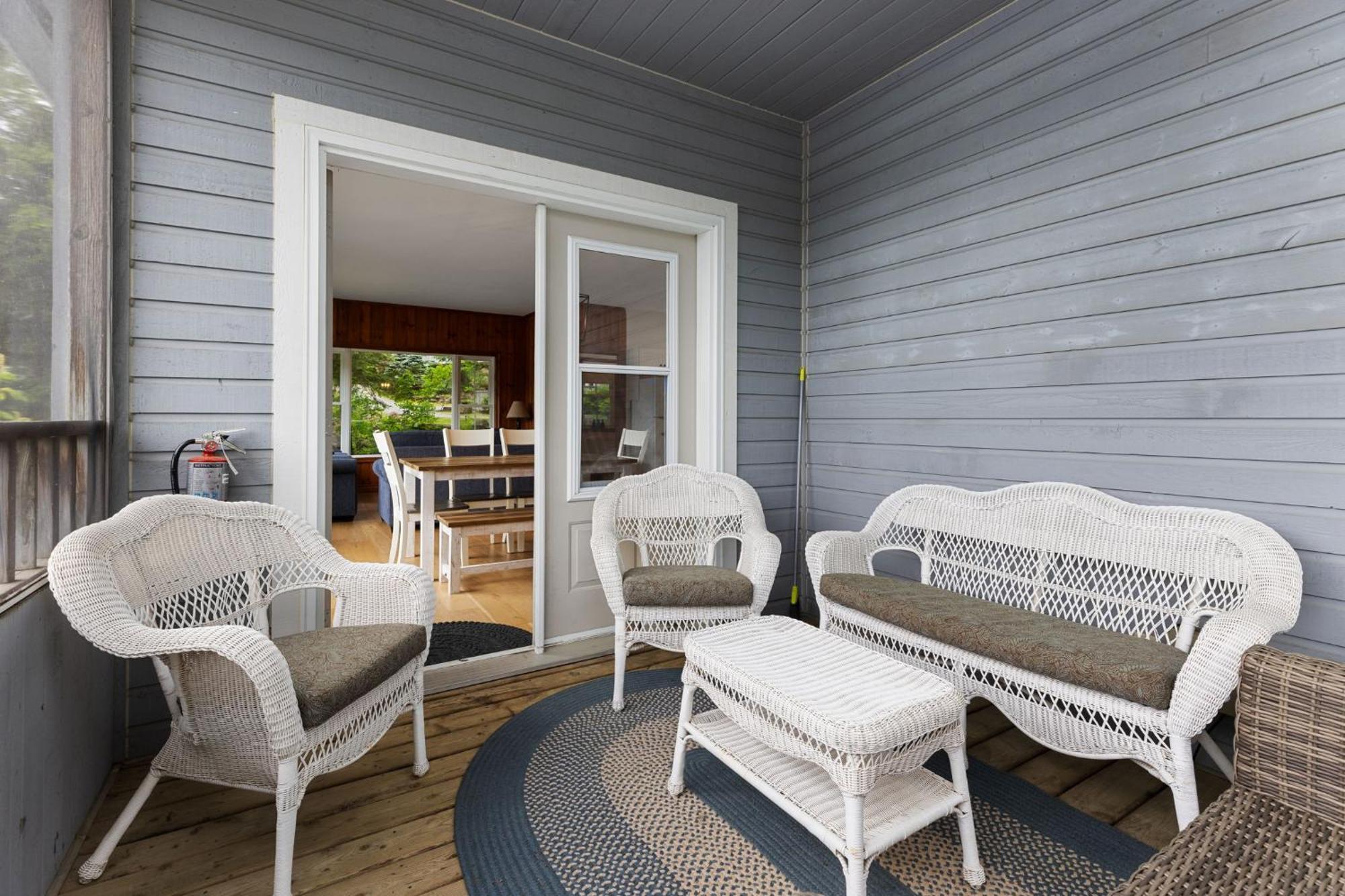 Port Cunnington Lodge Dwight 외부 사진